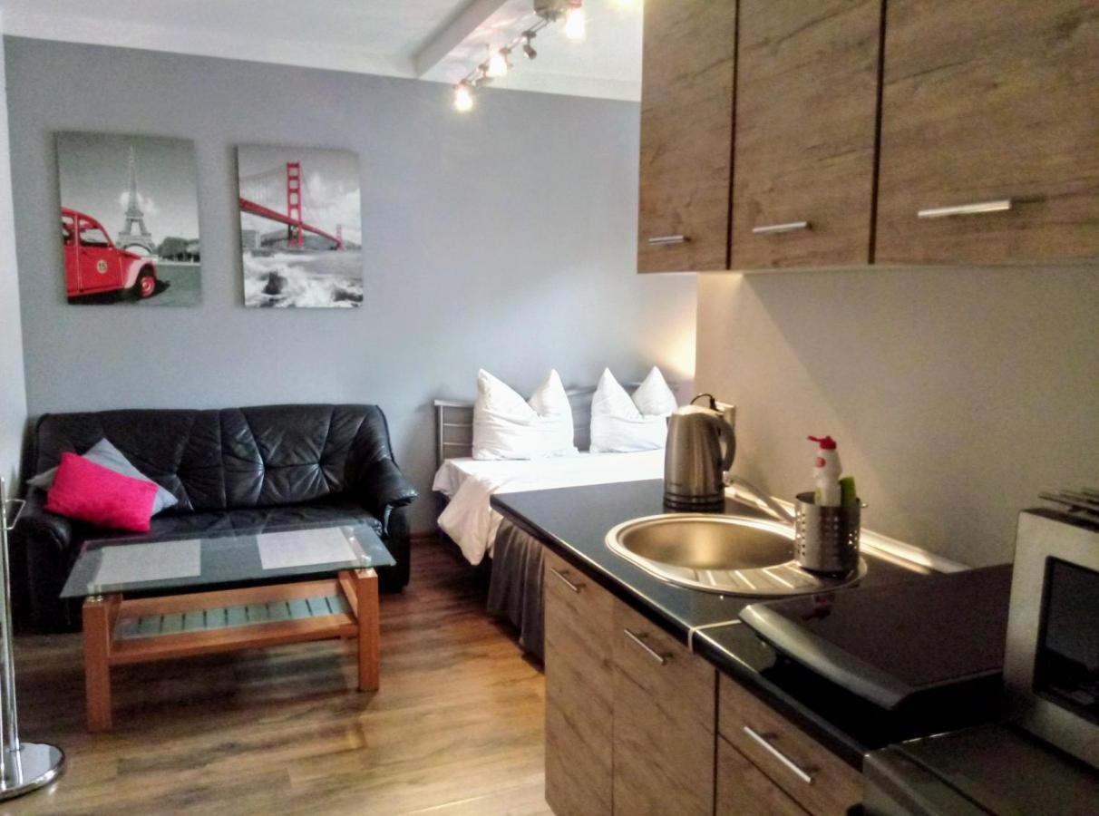 זיילונה גאורה Apartamenty Krzywe Okna מראה חיצוני תמונה