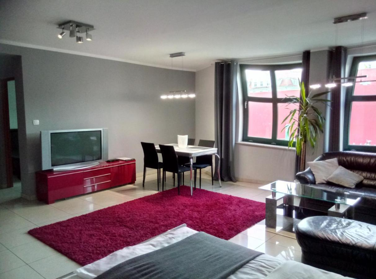 זיילונה גאורה Apartamenty Krzywe Okna מראה חיצוני תמונה