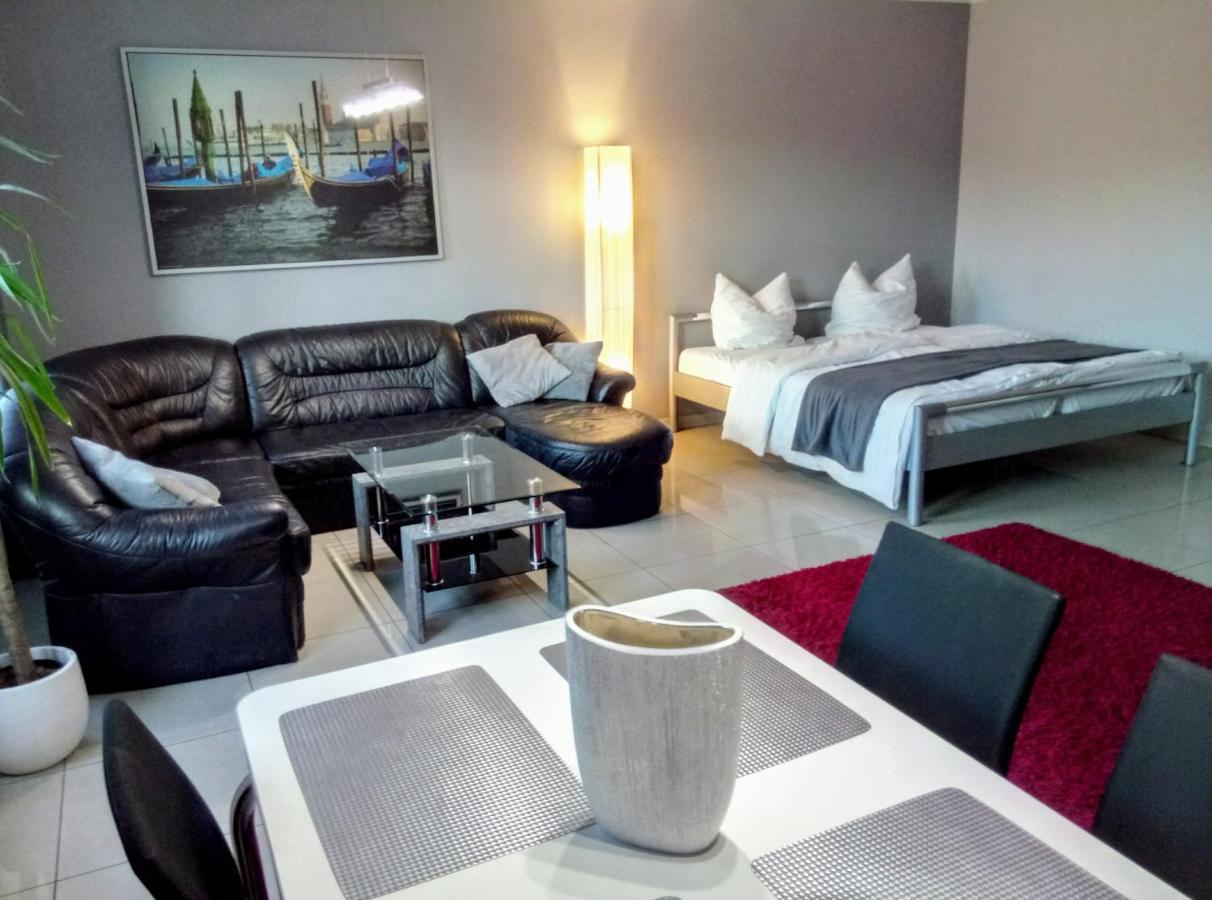 זיילונה גאורה Apartamenty Krzywe Okna מראה חיצוני תמונה